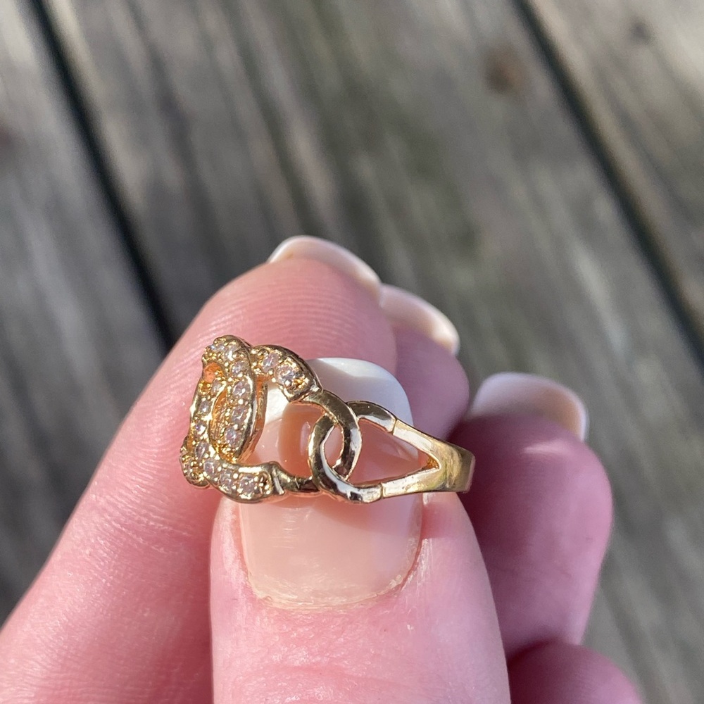 Designer Luxury Crystal Ring ✨ - Picture 3 of 14